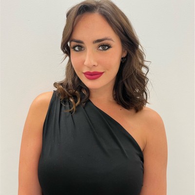 Olivia Cowley Profile Headshot